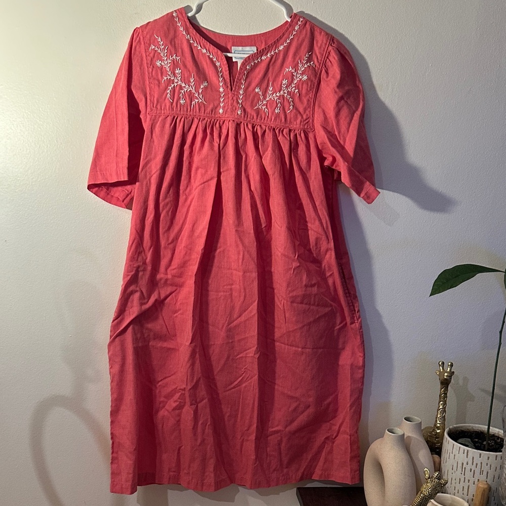 Elegant Coral Embroidered Midi Dress - Preloved